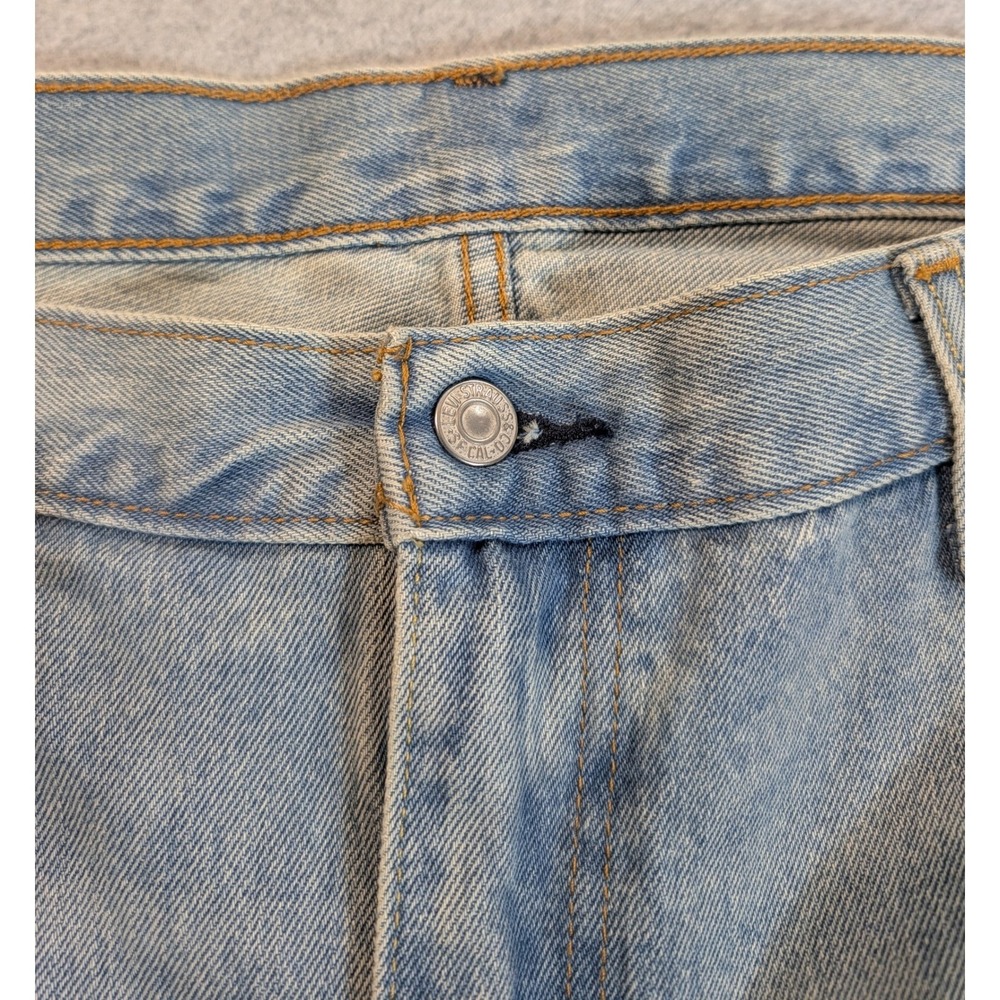 Levis 511 Slim Distressed Denim Shorts Mens 42 Light Wash Blue Ripped Frayed Hem - Picture 3 of 9